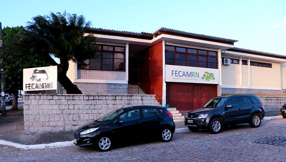 Presidente Ricardo Paulino prestigia inauguraÃ§Ã£o de nova sede da Fecam/RN